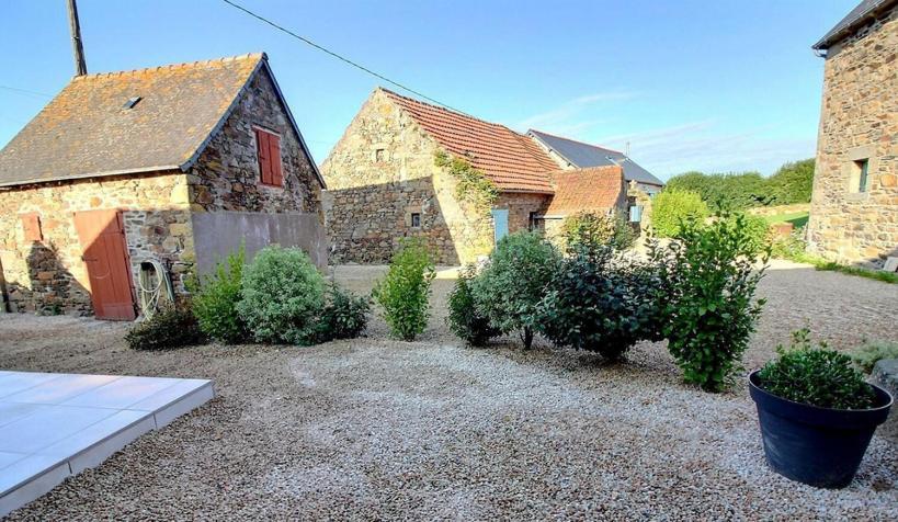 Le Poullou - La Ferme De Kergoff * Paimpol